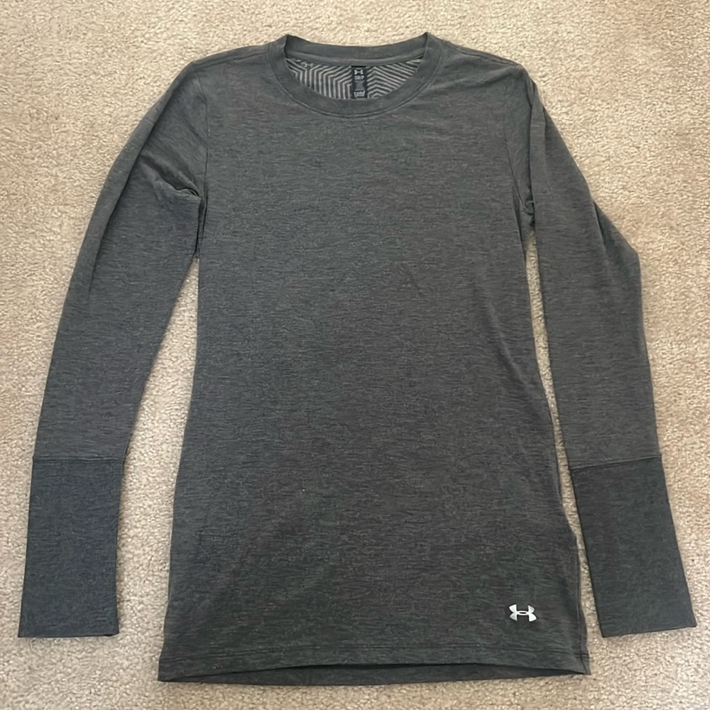 Under Armour women’s cold gear top